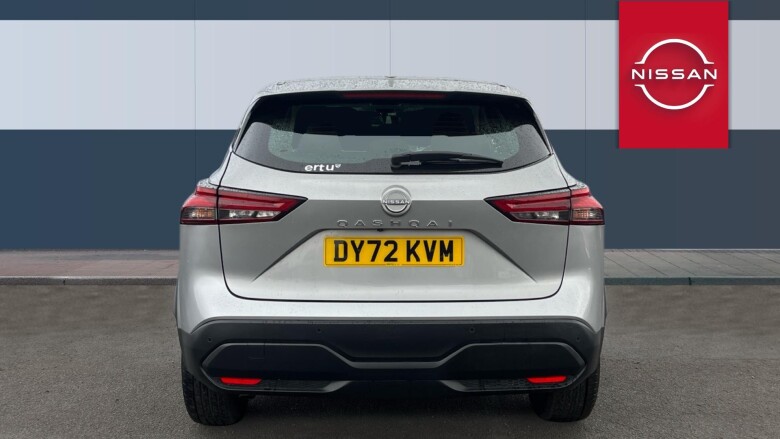 Nissan Qashqai 1.3 DiG-T MH Acenta Premium 5dr Petrol Hatchback